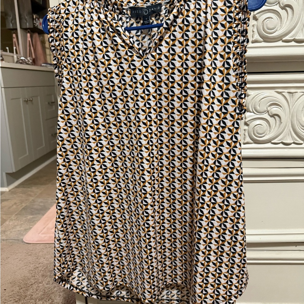 Fred David Multicolor Geometric Sleeveless Top
